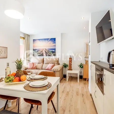 Апартаменти Modern 1 Bedroom In Very Center Of Marbella.