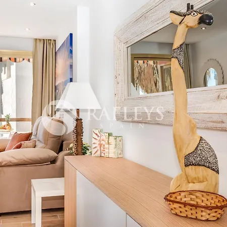 Lejlighed Modern 1 Bedroom In Very Center Of Marbella. *