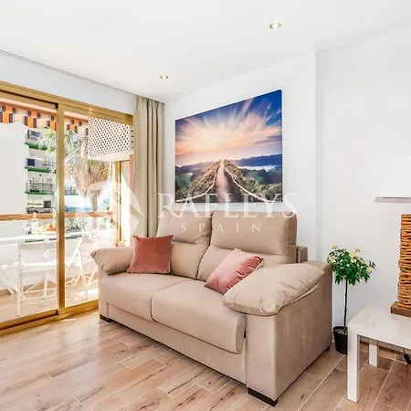 Modern 1 Bedroom In Very Center Of Marbella. Lejlighed