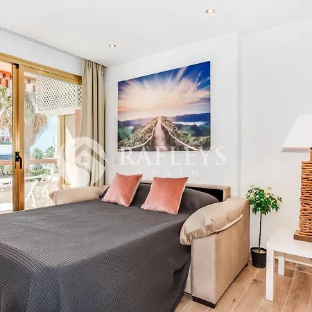 Lejlighed Modern 1 Bedroom In Very Center Of Marbella.